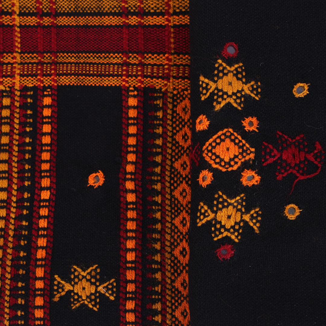 Handwoven Throw Blanket in Black with Mirror Accents - Mirror Comfort