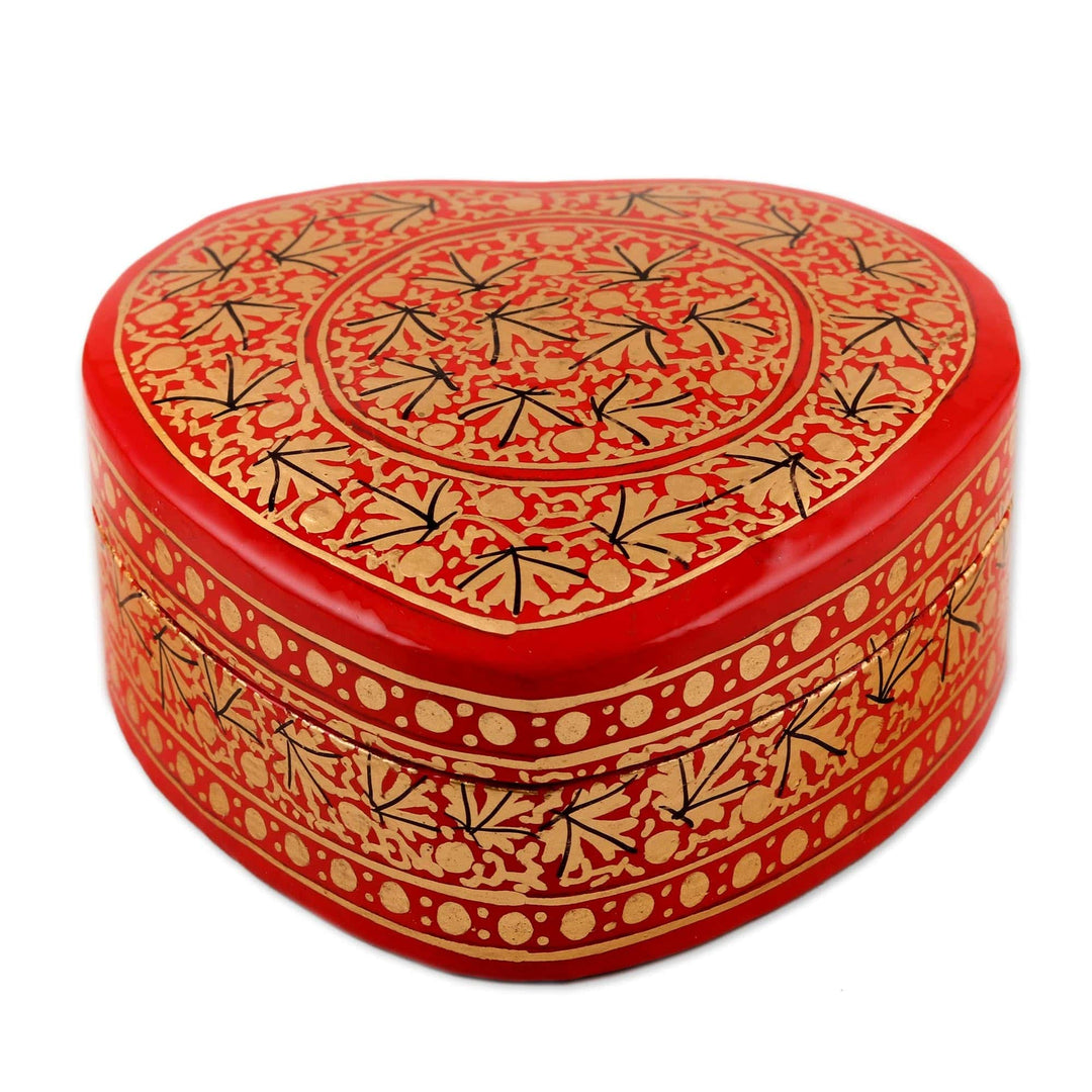 Chinar Leaf Motif Heart Shaped Decorative Box - Kashmir Romance