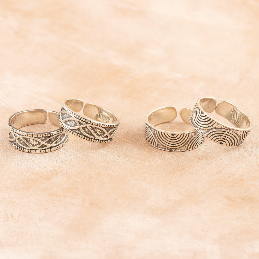 Buy Set of 2 Silver Gold Toe Rings for Women Online at Silvermerc |  SBTR23C_46 – Silvermerc Designs