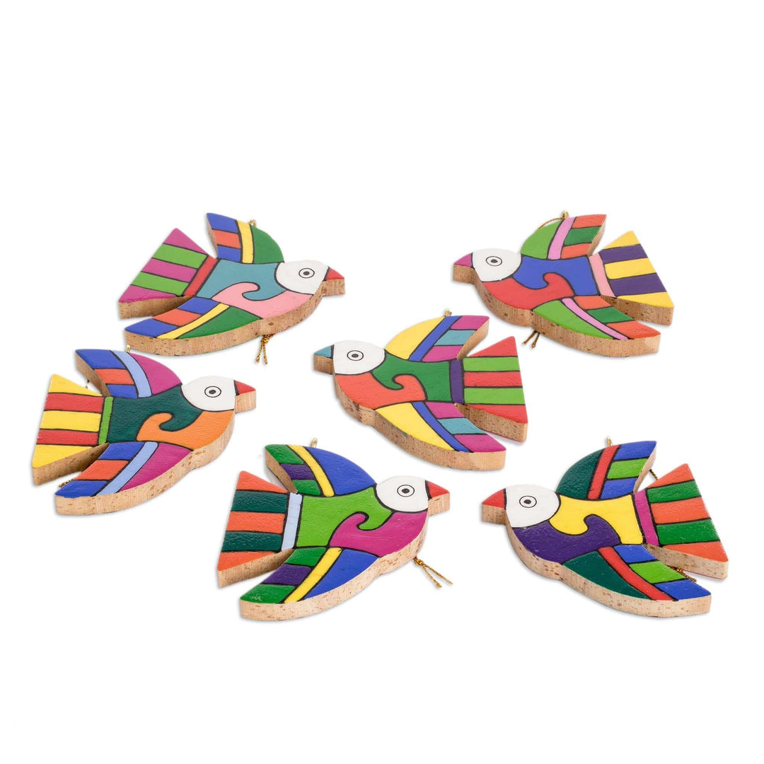 Pinewood ornaments (Set of 6) - Songbird