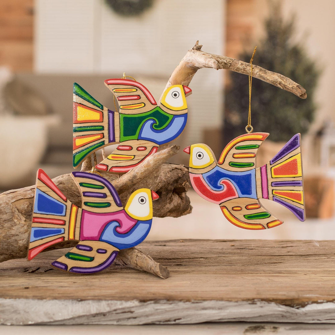 Pinewood ornaments (Set of 6) - Skybird