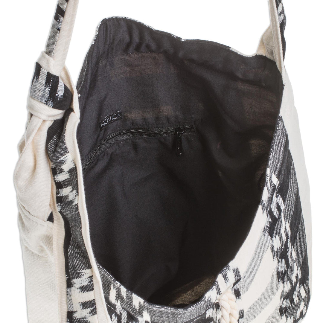 Handwoven Cotton Bucket Bag in Black and Ivory - Black and Ivory