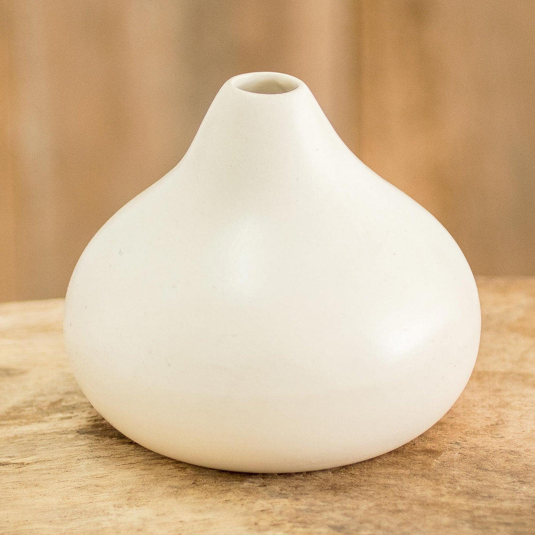 Droplet Harmony in Ivory