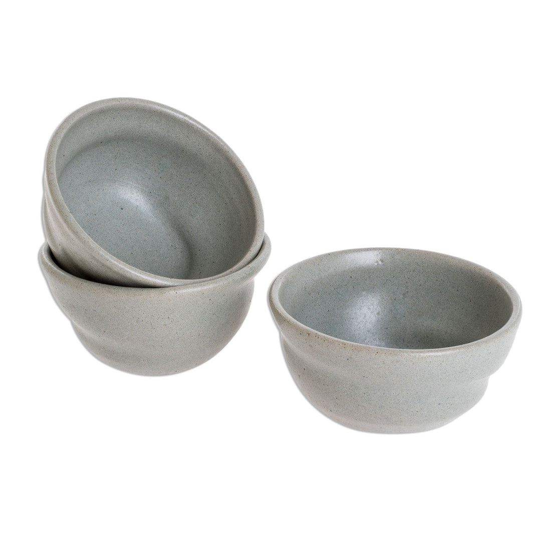 Curvy Ceramic Bowls in Green from Honduras (Set of 3) - Curvy Green