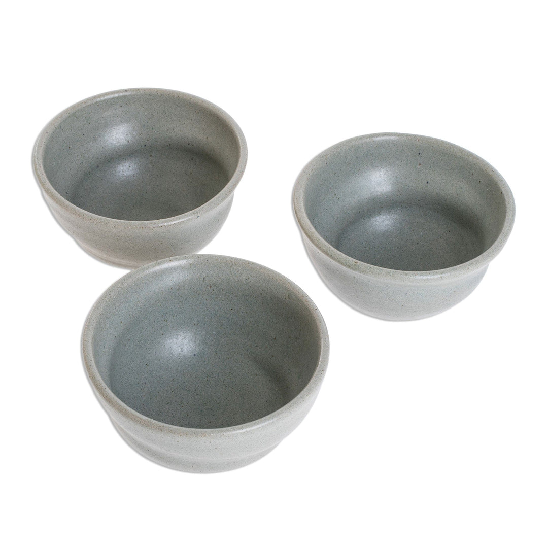 Curvy Ceramic Bowls in Green from Honduras (Set of 3) - Curvy Green