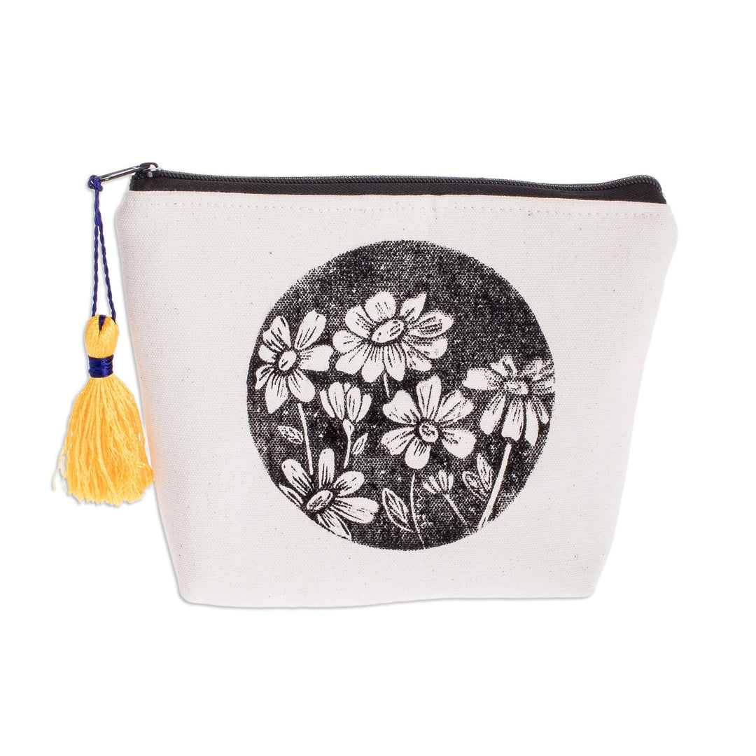Floral Motif Cosmetic Bag - Daisies