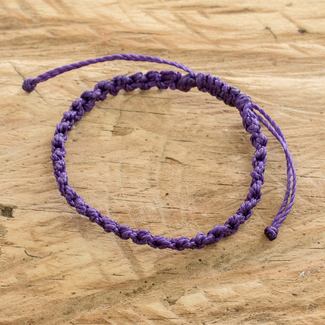 Knot Uncommon in Purple