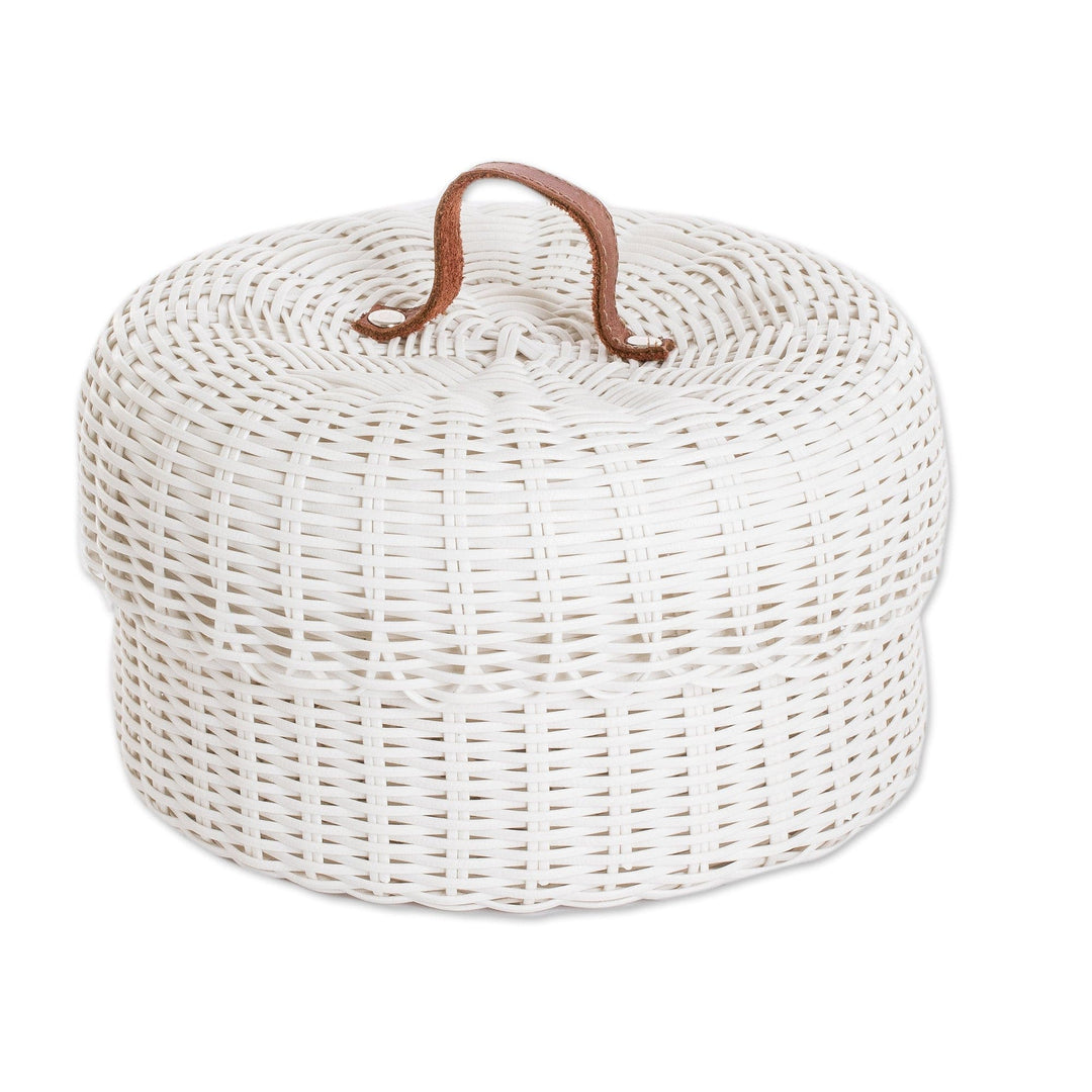 Eco-Friendly White Basket with Leather Handle - Snow White Harmony