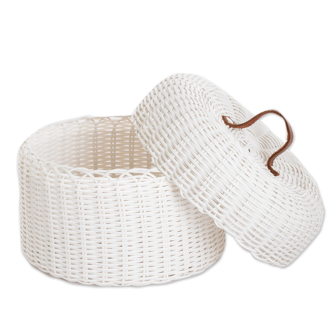 Eco-Friendly White Basket with Leather Handle - Snow White Harmony