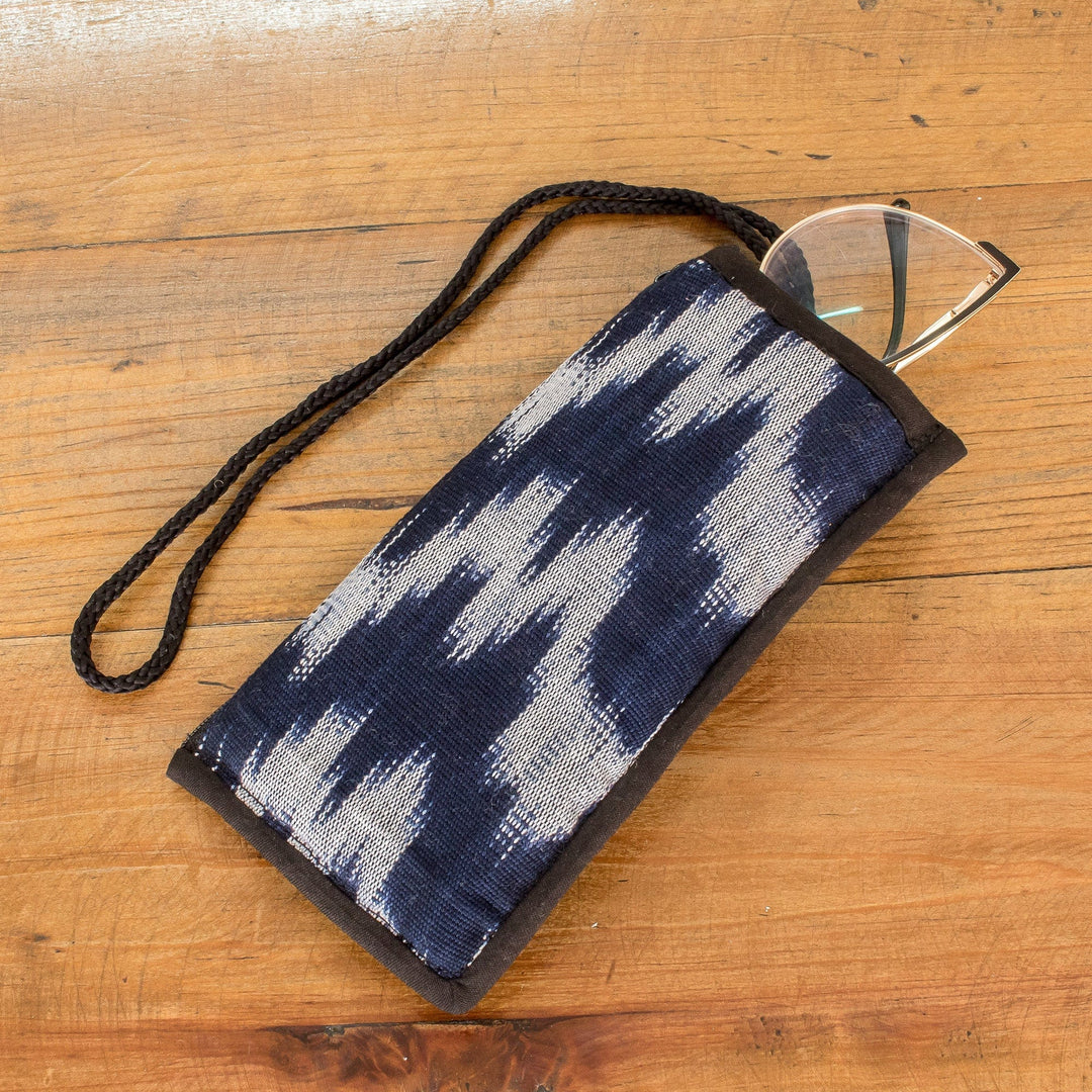 Blue and White Cotton Glasses Case Handmade in Guatemala - Marbled