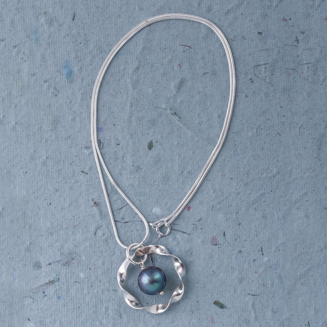 Black Pearl and Sterling Silver Necklace - Dark Aura