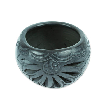 Handcrafted Barro Negro Flower Pot from Mexico - Traditional Bloom