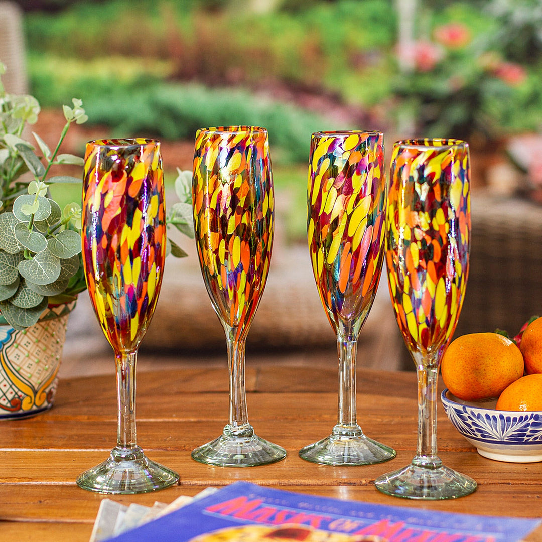 Handblown Champagne Flutes - Set of 4 - Confetti – GlobeIn
